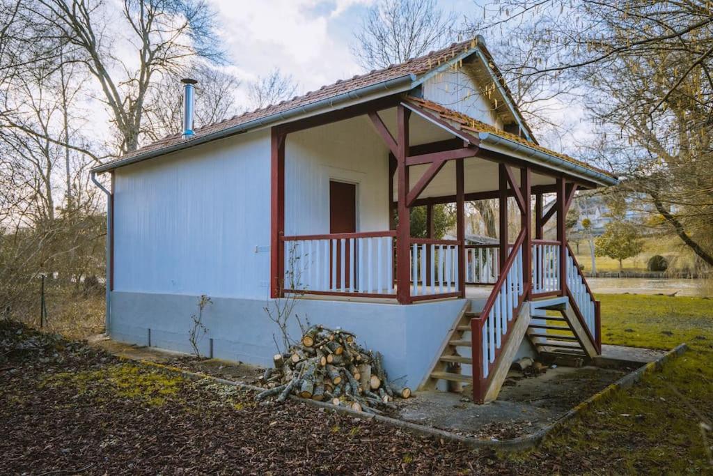 Le Chalet Du Bout Du Monde, En Bord De Riviere ! Grez-sur-Loing Exterior foto