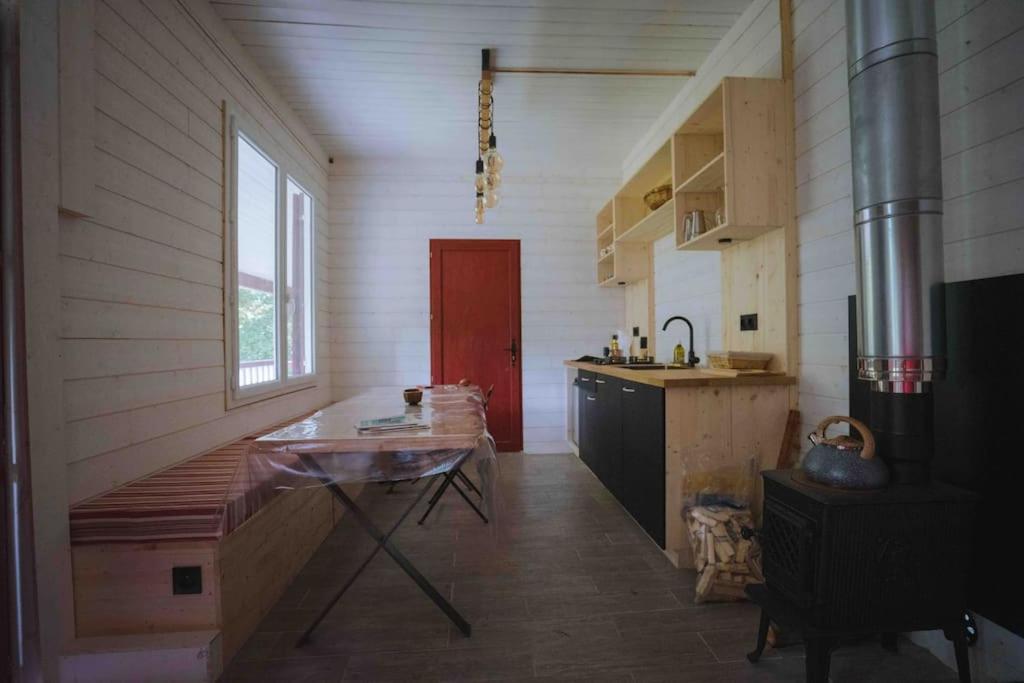 Le Chalet Du Bout Du Monde, En Bord De Riviere ! Grez-sur-Loing Exterior foto